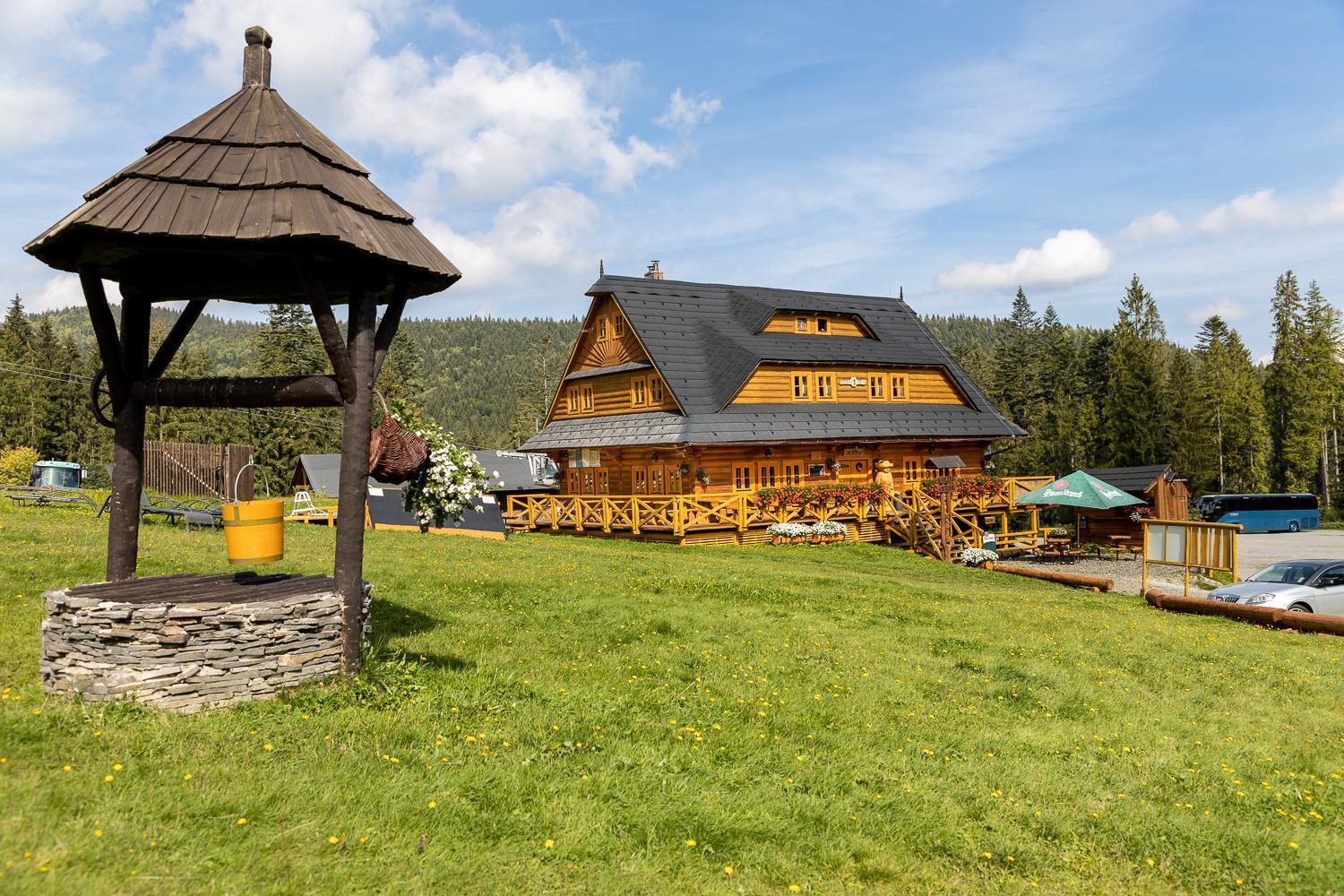 Koliba U Kuba A Rekreacne Domy Hrustin Exterior foto
